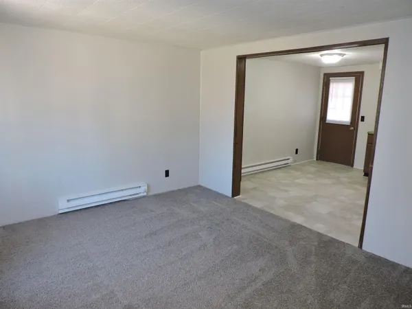 $780 | 125 West Orange Street, Unit C, Cromwell, IN 46732