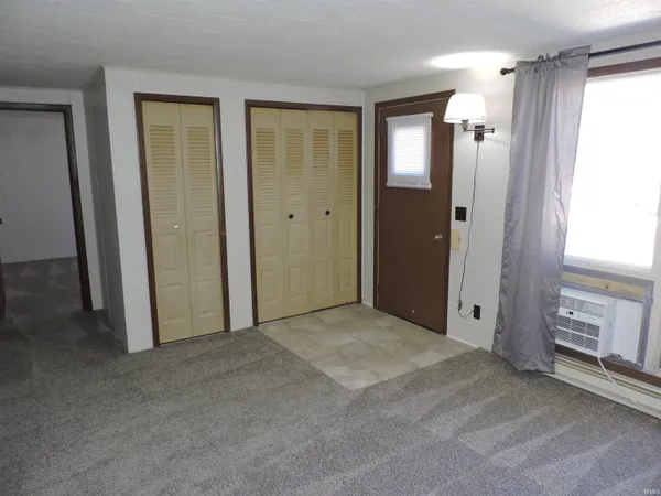 $780 | 125 West Orange Street, Unit C, Cromwell, IN 46732