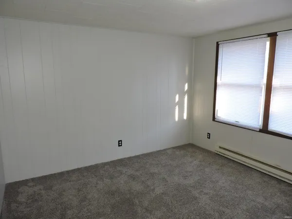 $780 | 125 West Orange Street, Unit C, Cromwell, IN 46732