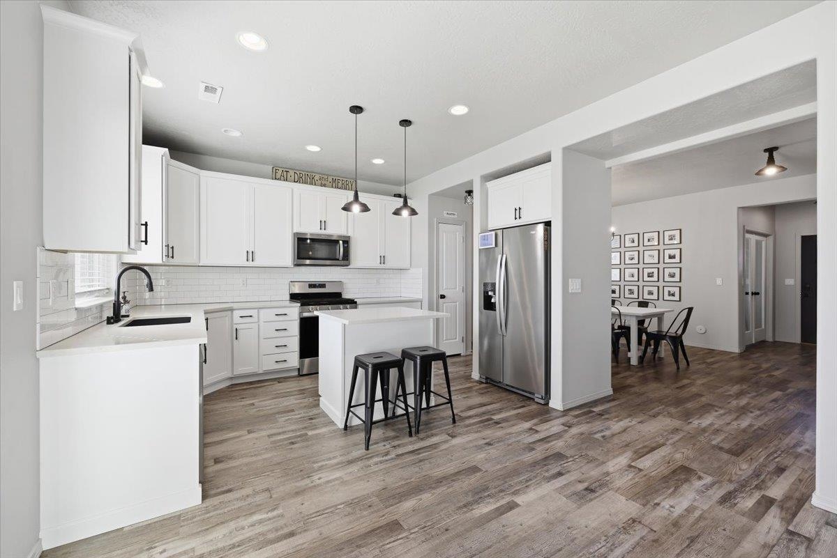 8802 North Cannon Street Spokane, WA 99208 - Photo 7 of 20