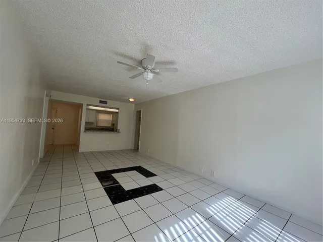 $1,975 | 2339 Linton Ridge Circle, Unit E2, Delray Beach, FL 33444
