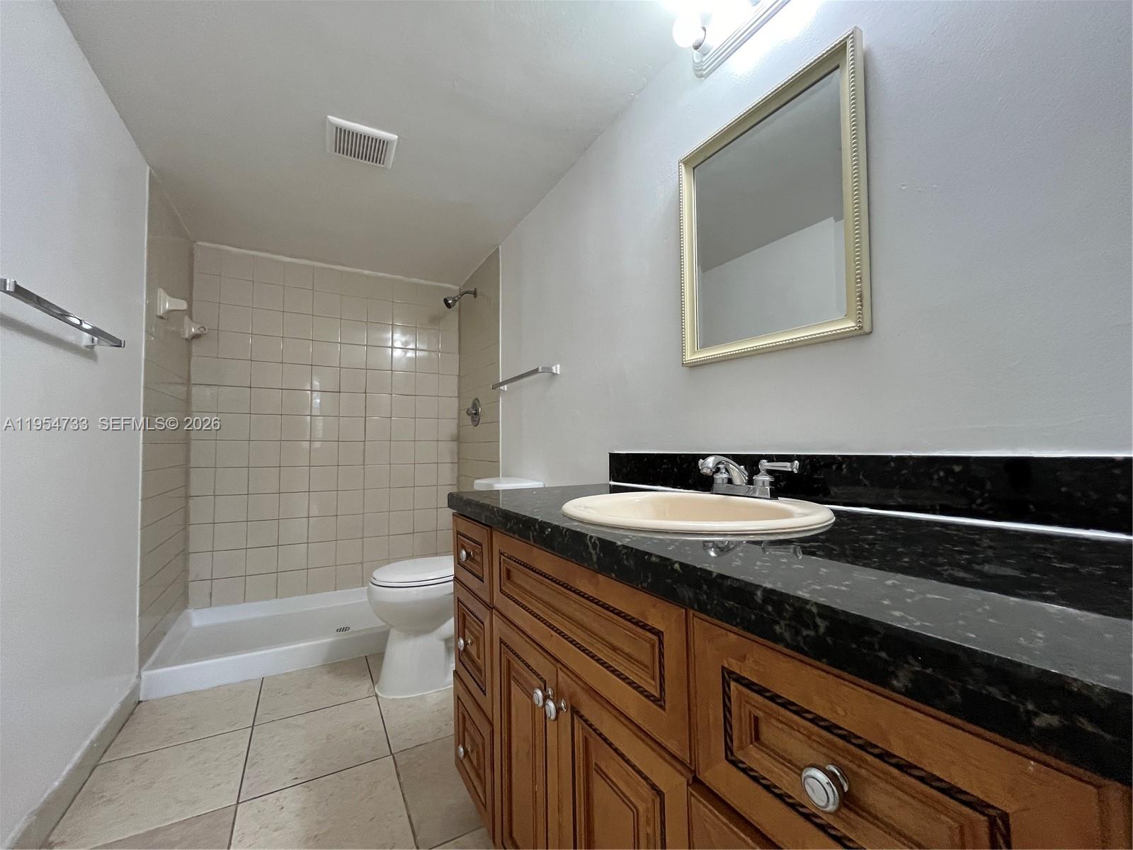 2339 Linton Ridge Circle, Unit E2 Delray Beach, FL 33444 - Photo 10 of 14