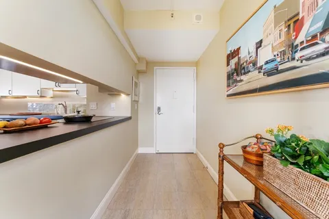 $699,000 | 250 Hammond Pond Parkway, Unit 916S, Newton, MA 02467