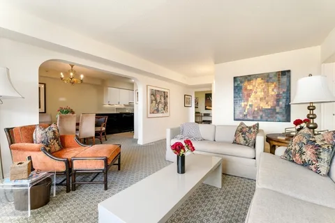 $699,000 | 250 Hammond Pond Parkway, Unit 916S, Newton, MA 02467