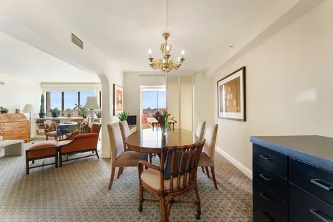 $699,000 | 250 Hammond Pond Parkway, Unit 916S, Newton, MA 02467