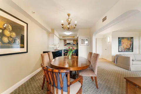 $699,000 | 250 Hammond Pond Parkway, Unit 916S, Newton, MA 02467