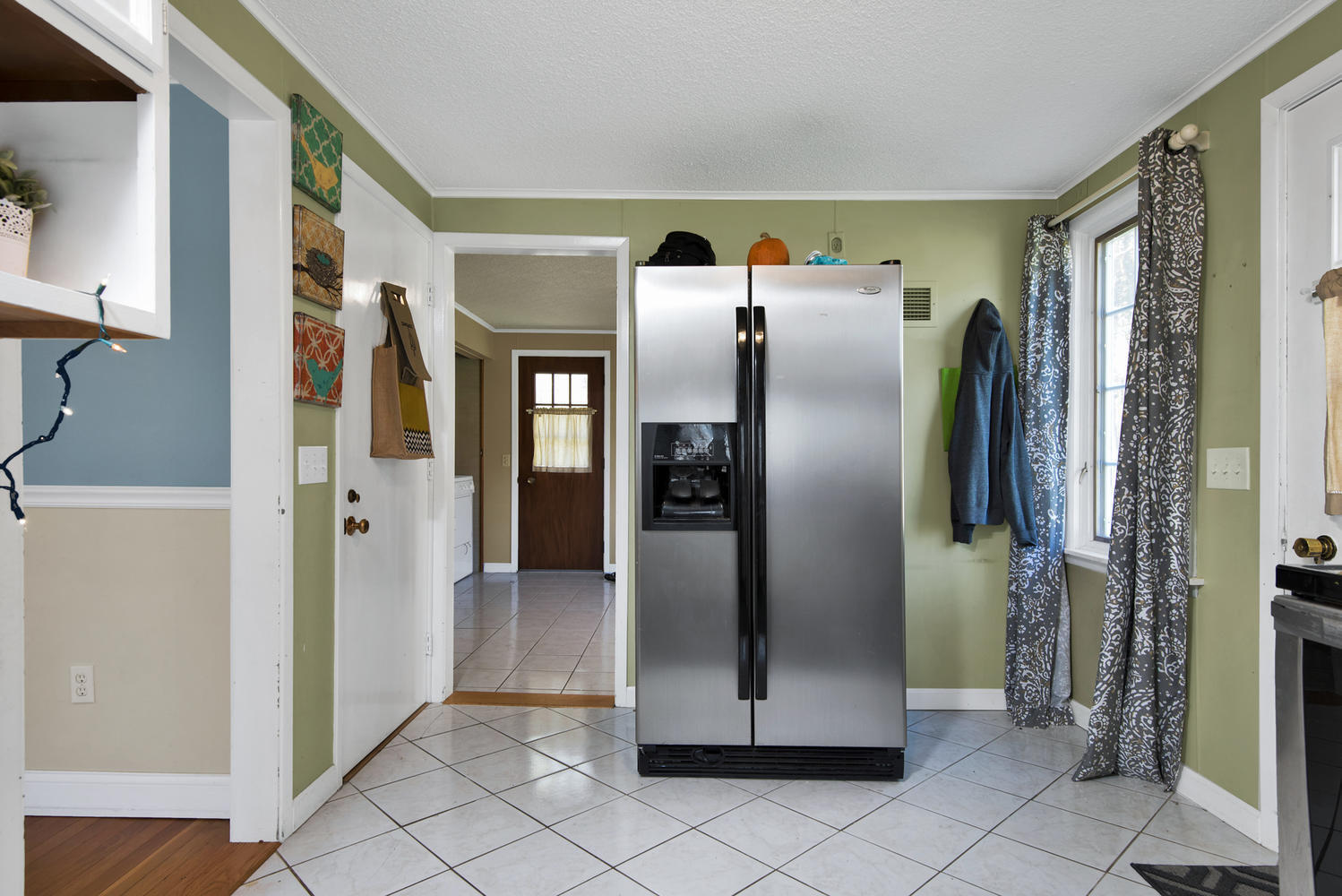 8 Western Promenade, Unit PROMENADE Paris, ME 04281 - Photo 17 of 39 8 Western Promenade South-large-017-005-