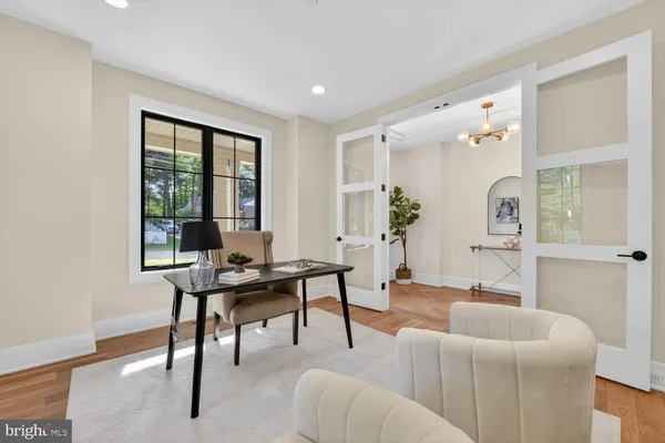 $3,288,888 | 7601 Maryknoll Avenue, Bethesda, MD 20817