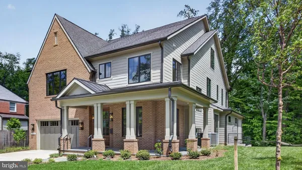 $3,288,888 | 7601 Maryknoll Avenue, Bethesda, MD 20817