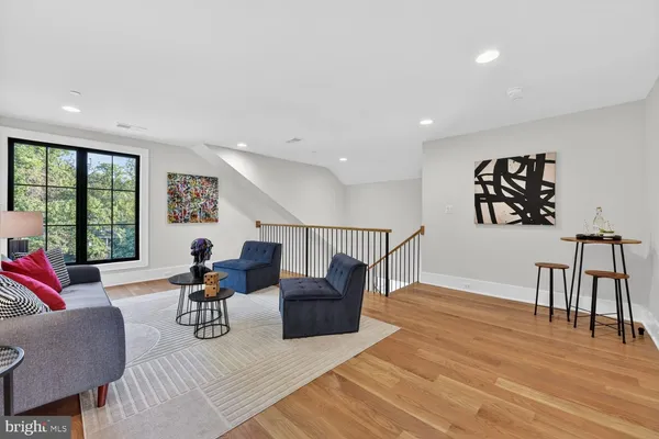 $3,288,888 | 7601 Maryknoll Avenue, Bethesda, MD 20817