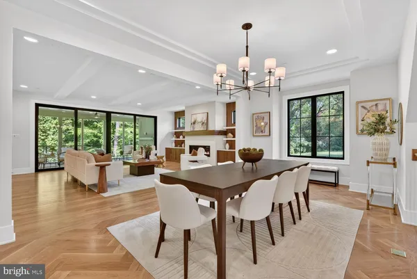 $3,288,888 | 7601 Maryknoll Avenue, Bethesda, MD 20817