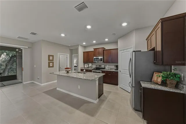 $399,000 | 12701 Eastpointe Drive, Dade City, FL 33525