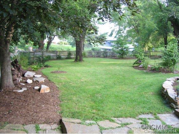 1202 Hayes Run Road Marshall, NC 28753 - Photo 23 of 24 Gallery Image 23