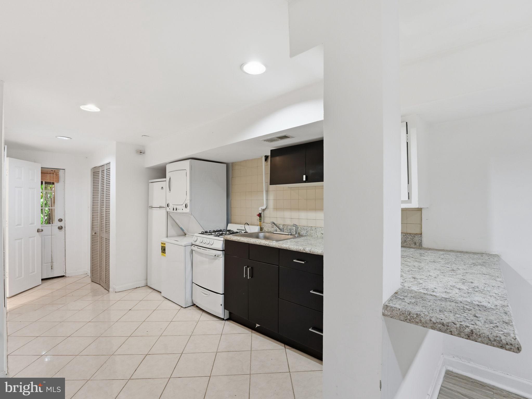 1922 Park Road Northwest Washington, DC 20010 - Photo 31 of 38