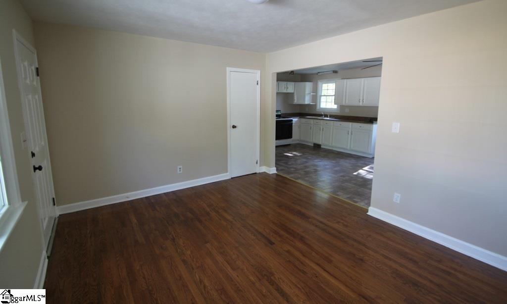 126 Friendly Street Fountain Inn, SC 29644 - Photo 4 of 20 Gallery Image 4