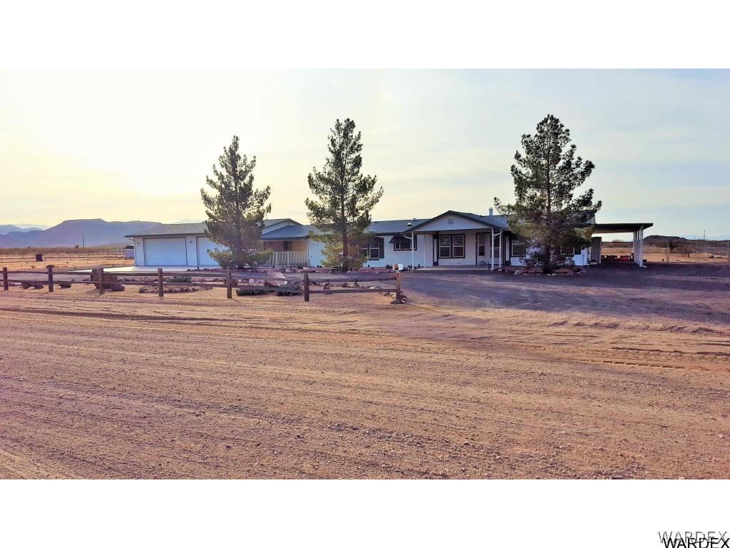 3302 West Rancho Road Golden Valley, AZ 86413 - Photo 3 of 36 Gallery Image 3