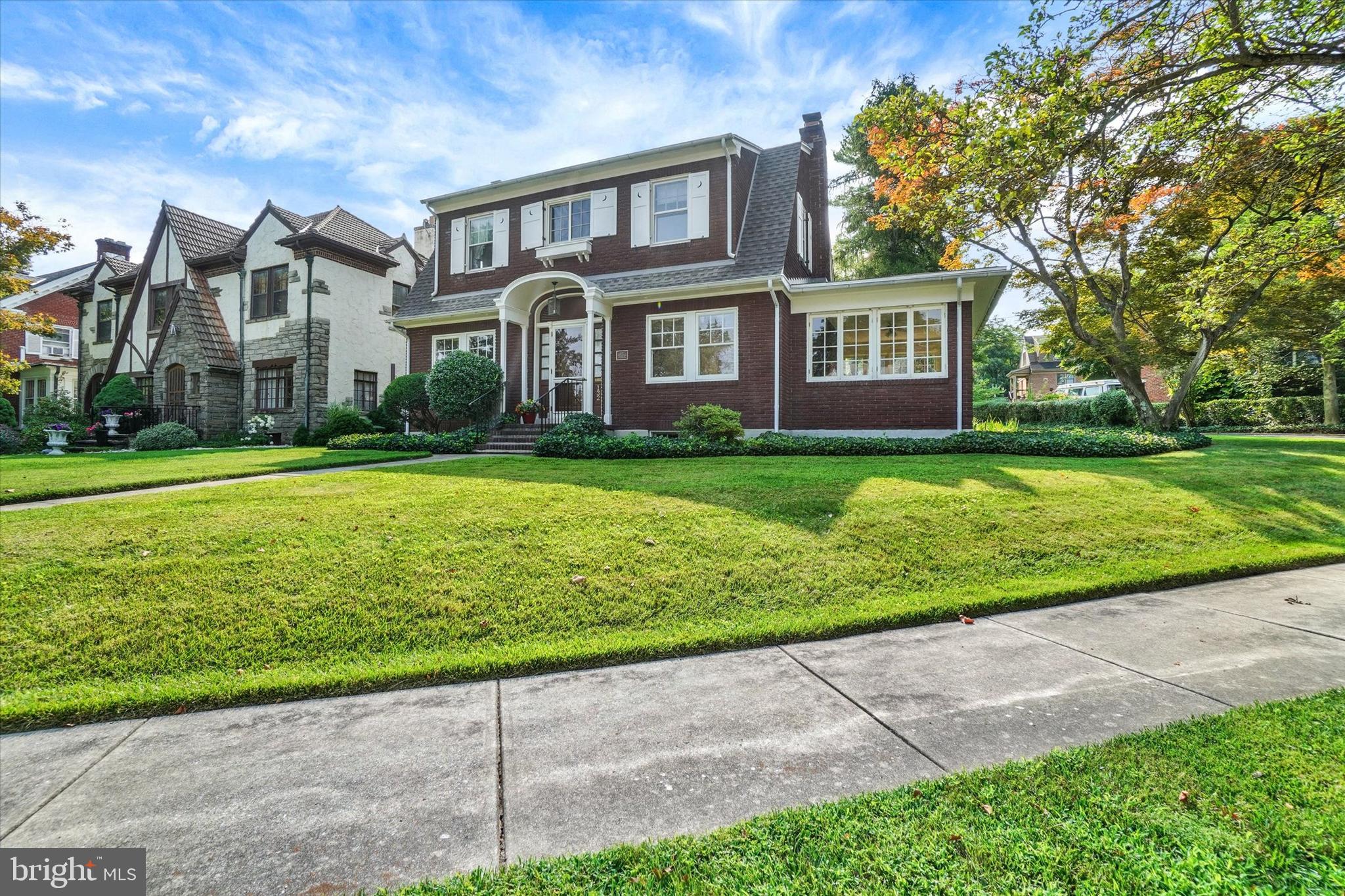 132 Springdale Road York, PA 17403 - Photo 2 of 26 Gallery Image 2