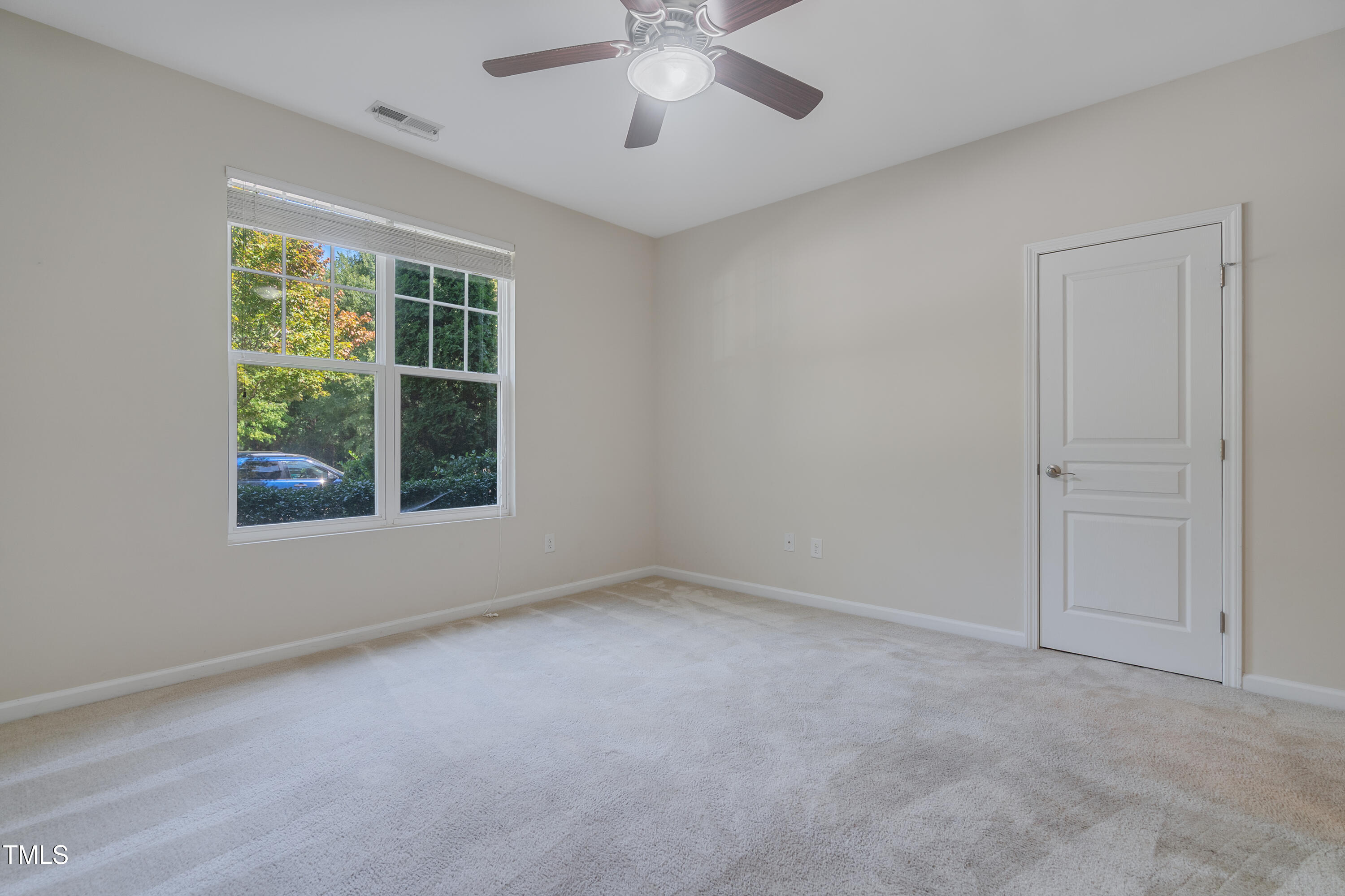 9340 Wooden Road Raleigh, NC 27617 - Photo 6 of 49 1000019288