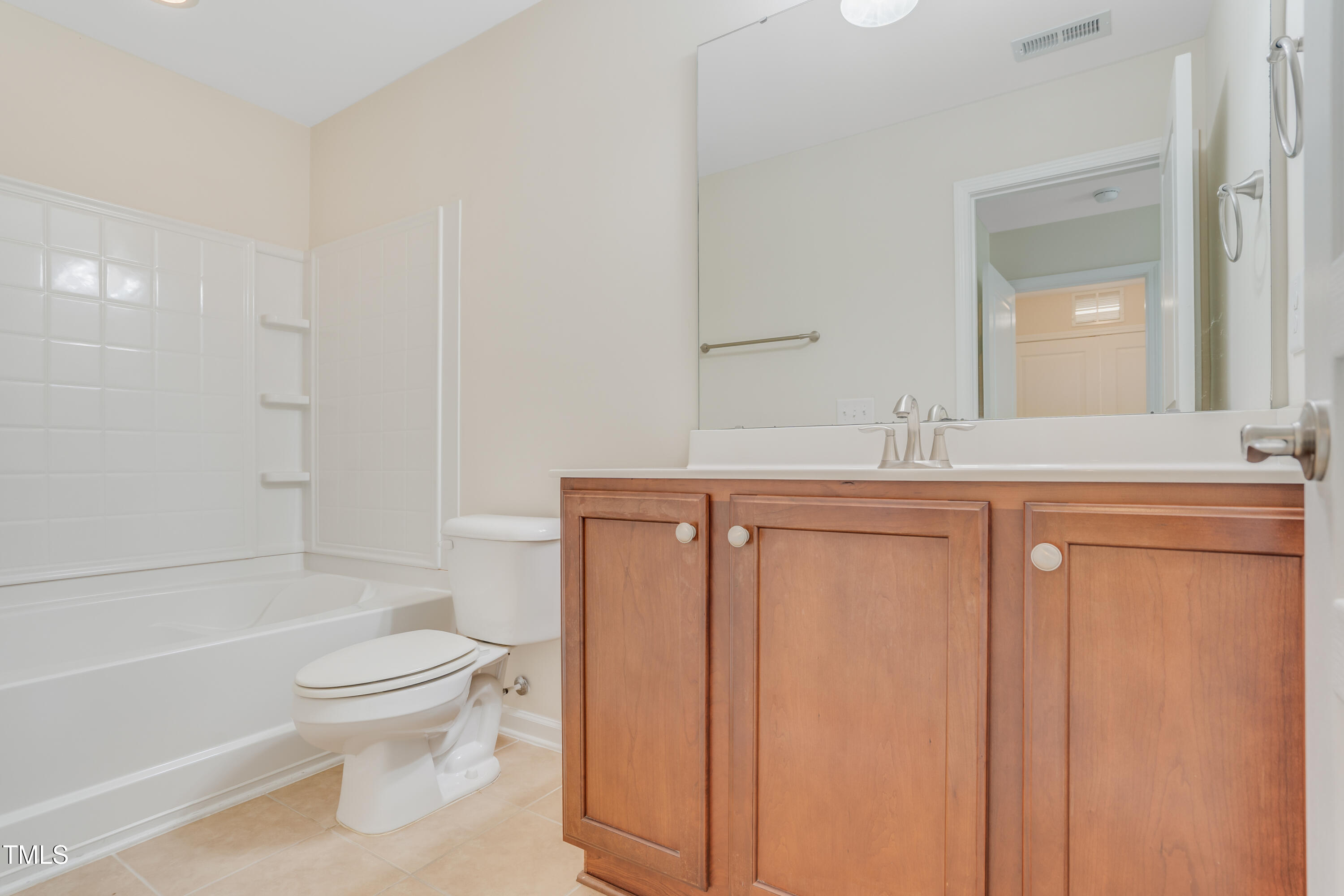 9340 Wooden Road Raleigh, NC 27617 - Photo 9 of 49 1000019264