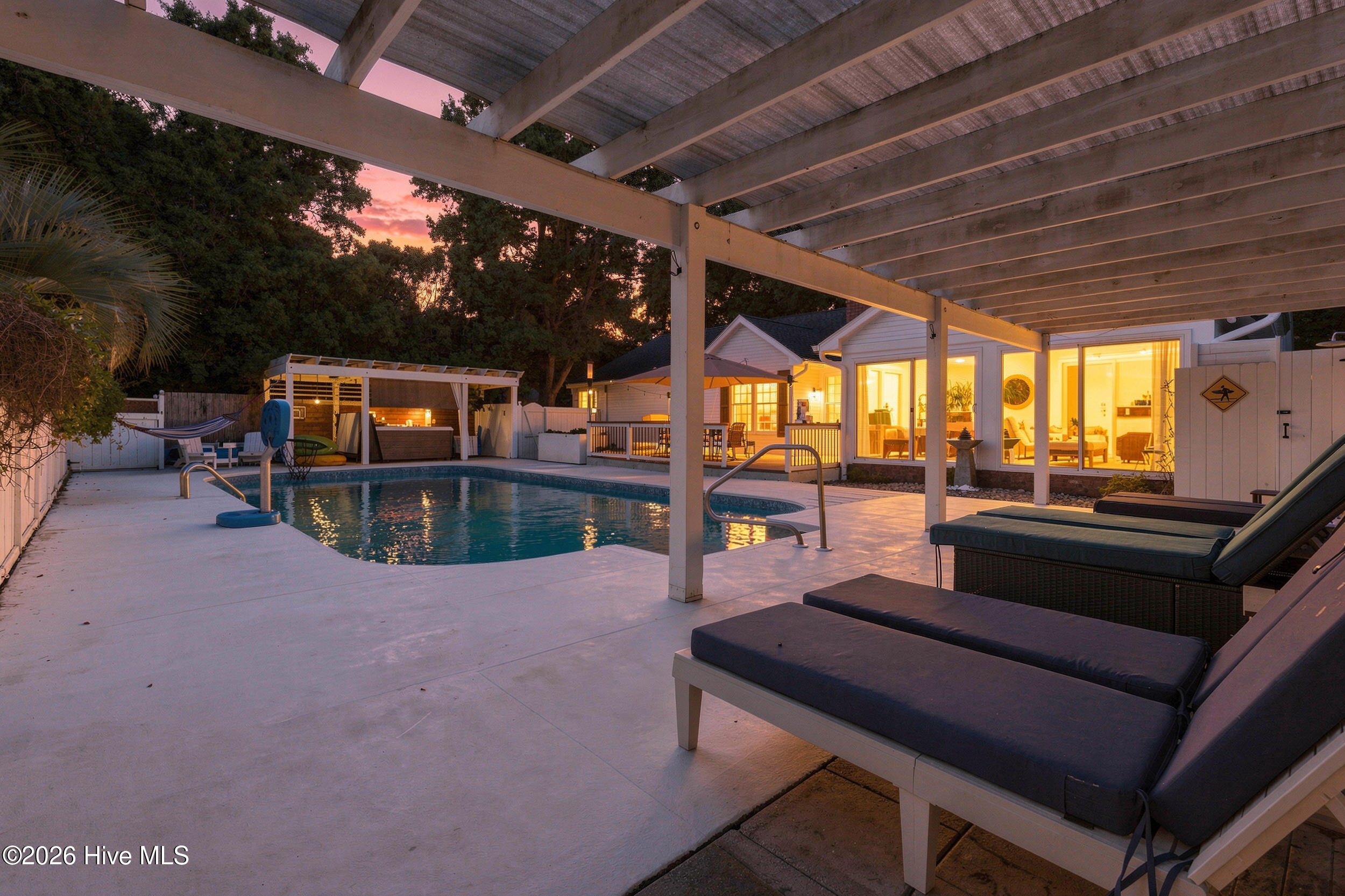 613 Ravenswood Road Hampstead, NC 28443 - Photo 66 of 80 65_virtual dusk