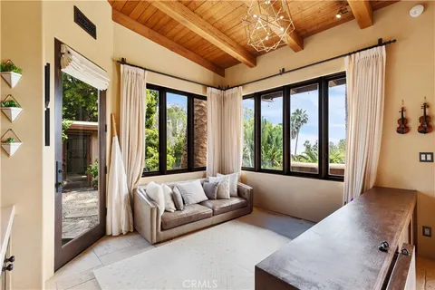 $4,695,000 | 27409 Pacific Coast Highway, Malibu, CA 90265