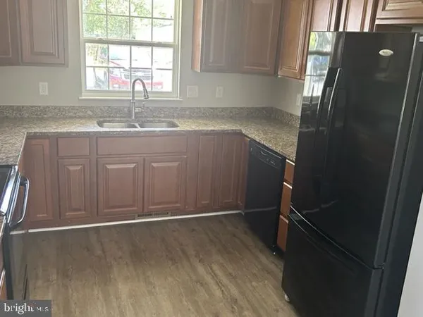 $2,525 | 202 Bend Farm Road, Fredericksburg, VA 22408
