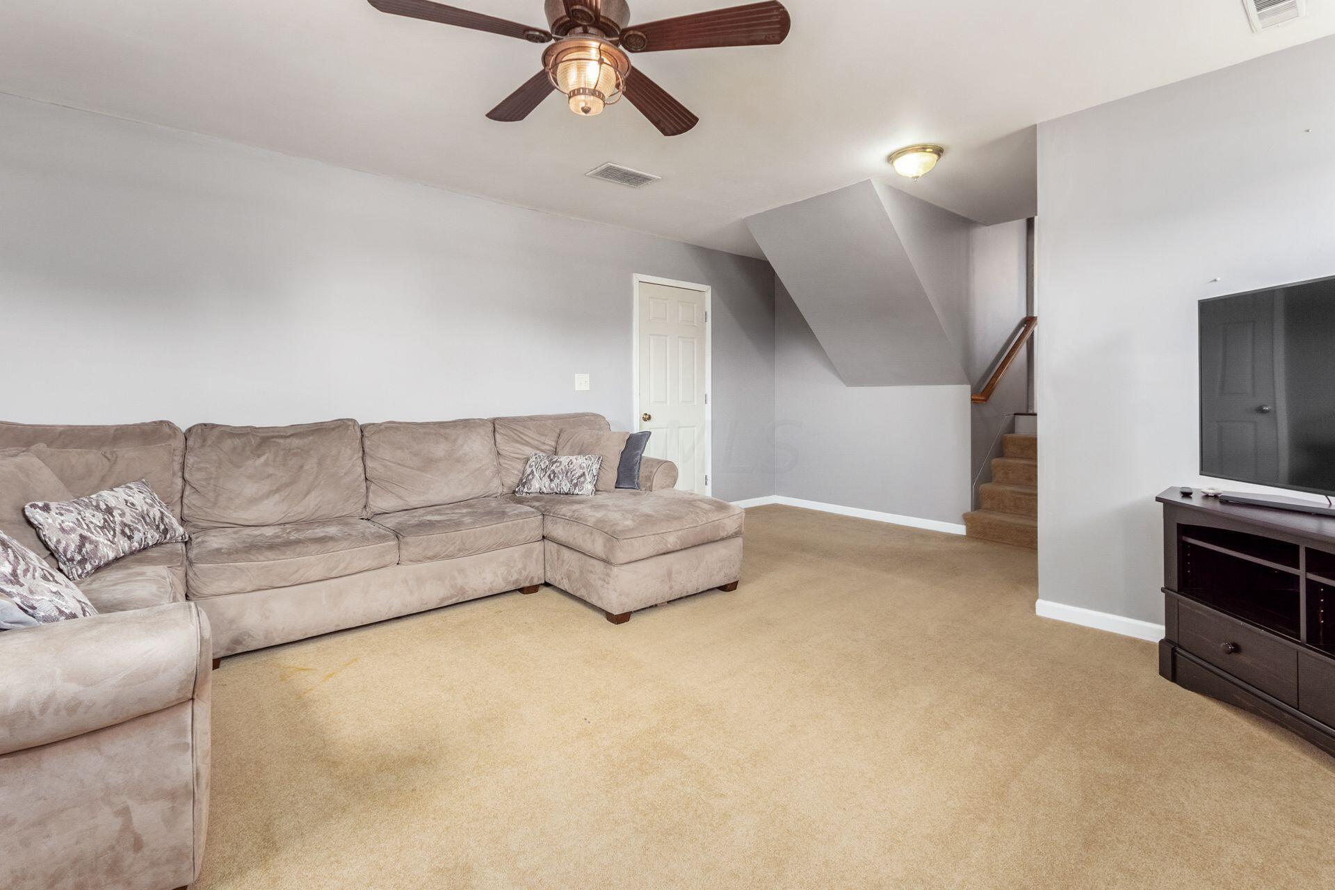 5137 Edgeview Road Columbus, OH 43207 - Photo 28 of 37 5137 Edgeview