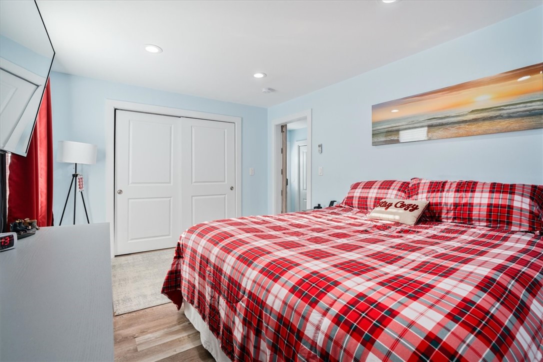 126 Narrows Road Bristol, RI 02809 - Photo 13 of 28