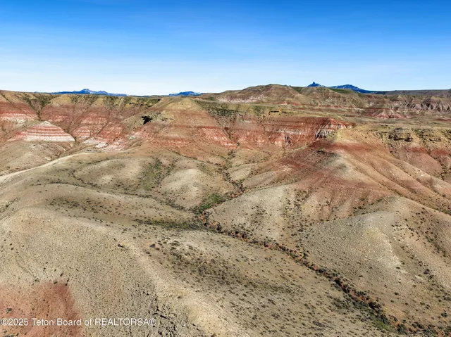 $449,000 | 38 Mustang Drive, Dubois, WY 82513