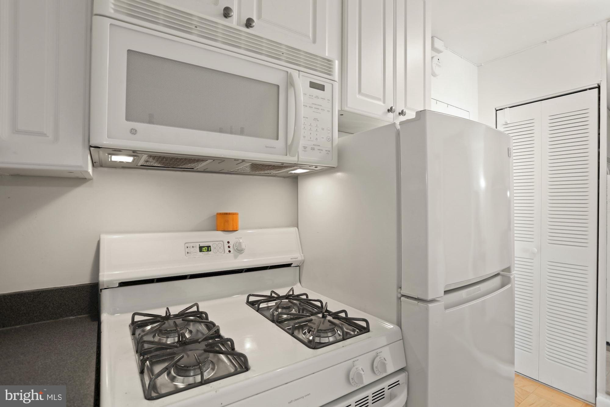922 24th Street Northwest, Unit 608 Washington, DC 20037 - Photo 7 of 23