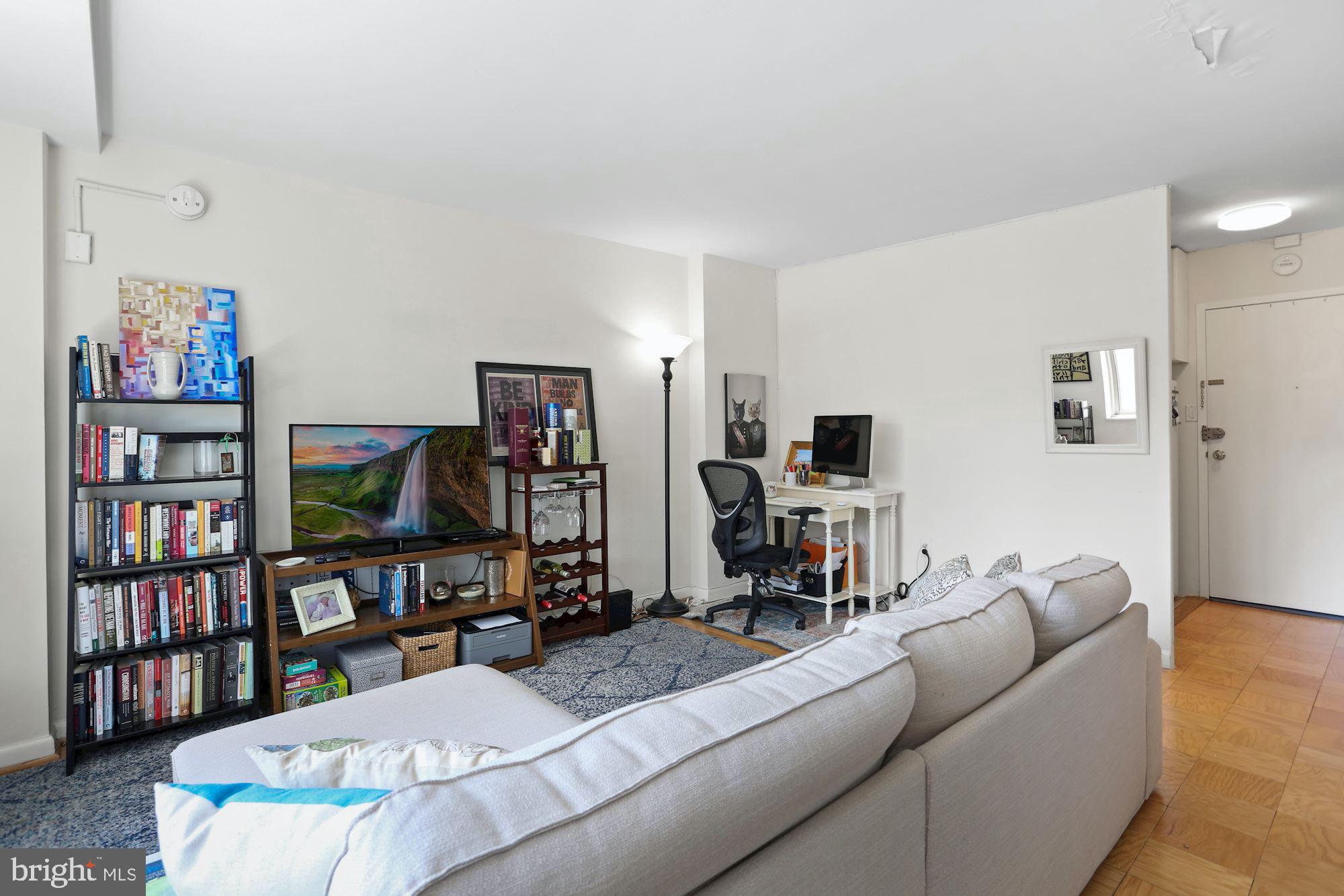 922 24th Street Northwest, Unit 608 Washington, DC 20037 - Photo 10 of 23