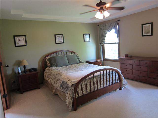2026 Ashford Road Bettendorf, IA 52722 - Photo 12 of 22 Gallery Image 12