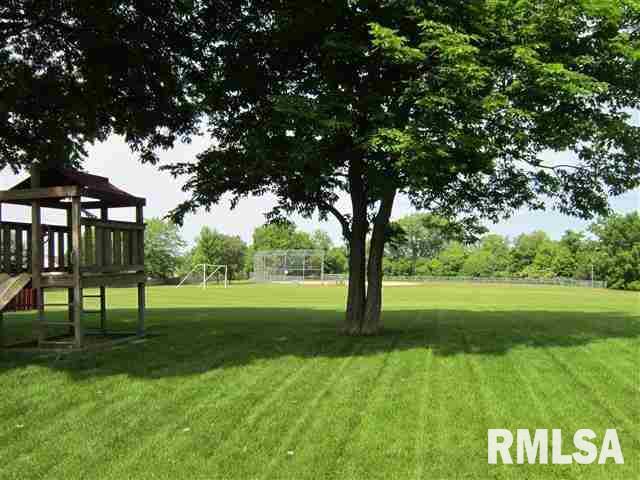 2026 Ashford Road Bettendorf, IA 52722 - Photo 22 of 22 Gallery Image 22