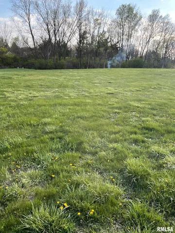 $59,900 | 105 Royal Point Court, Pekin, IL 61554