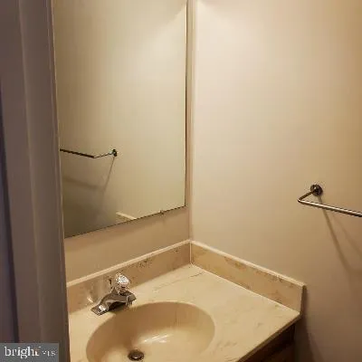 $4,800 | 1232 North Vernon Street, Arlington, VA 22201