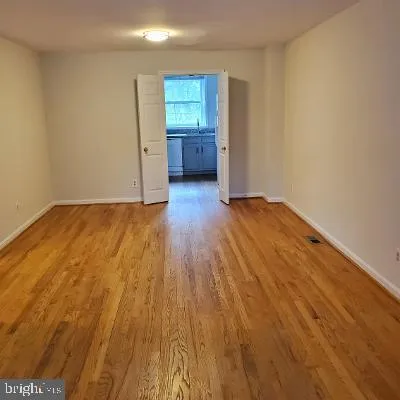 $4,800 | 1232 North Vernon Street, Arlington, VA 22201