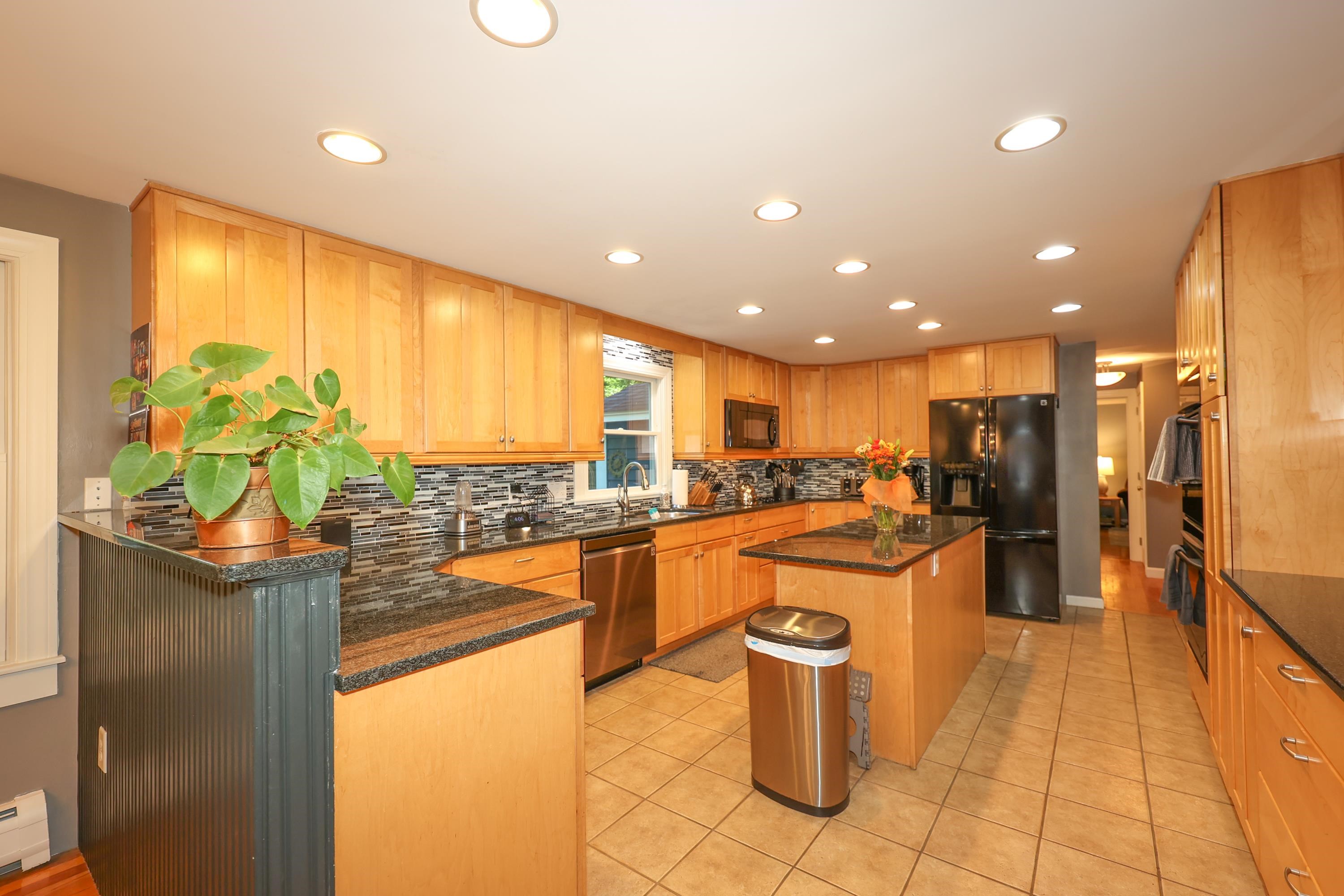 25 Poor Richards Drive Bow, NH 03304 - Photo 17 of 35