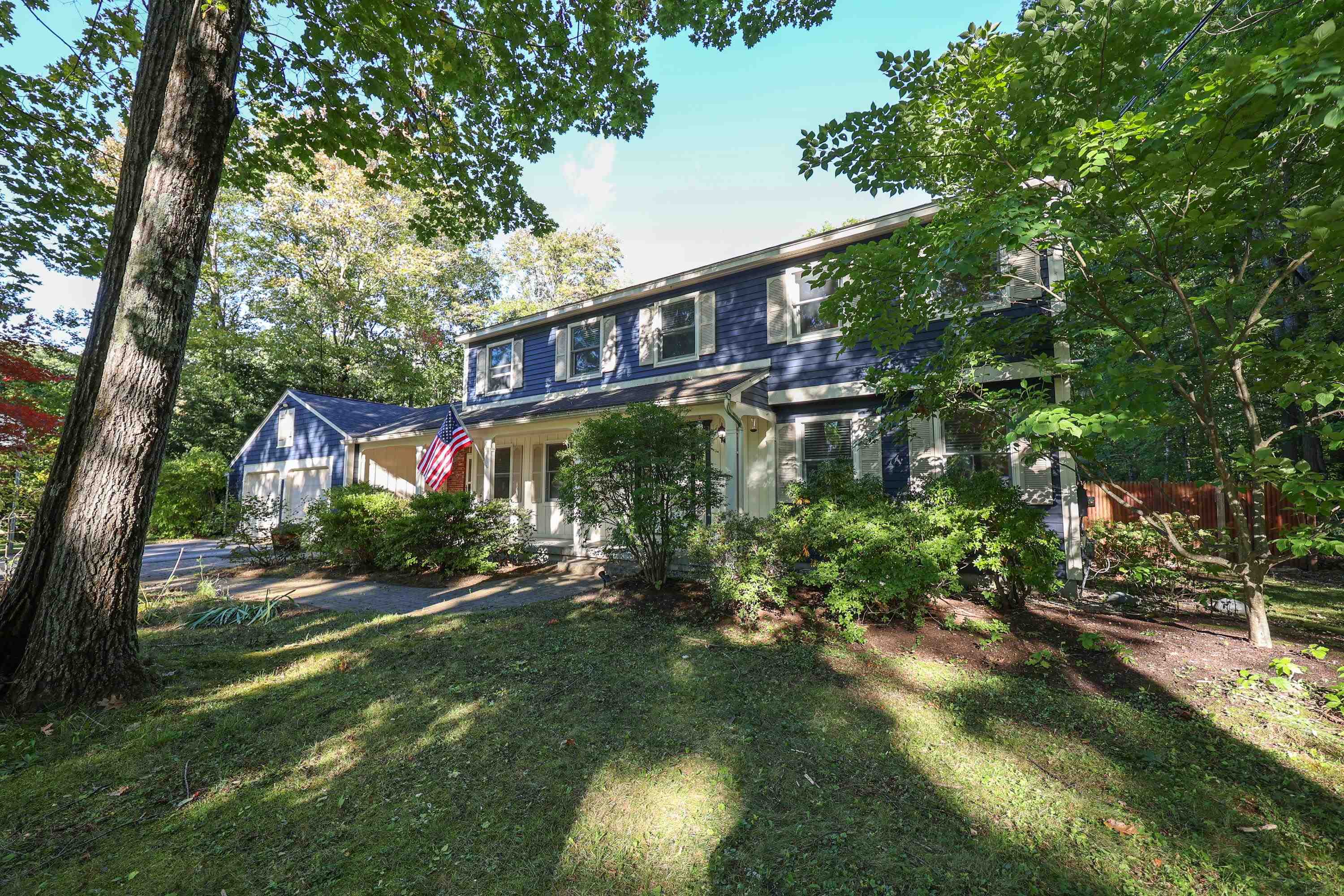 25 Poor Richards Drive Bow, NH 03304 - Photo 3 of 35