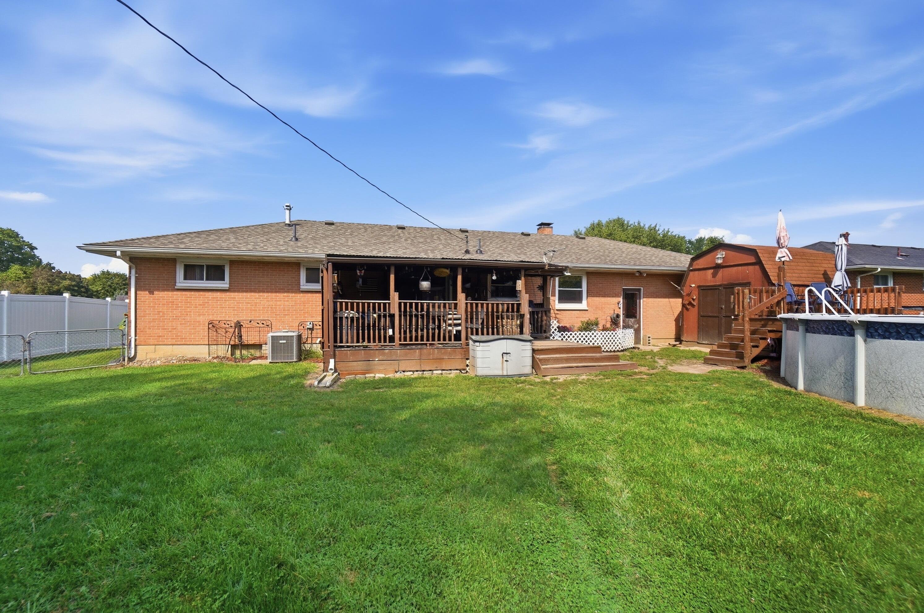 4522 Laredo Street Springfield, OH 45503 - Photo 49 of 63 046
