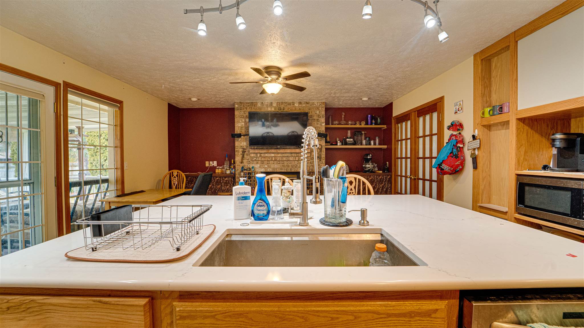 2018 South Adams Road Veradale, WA 99037 - Photo 6 of 40 Gallery Image 6
