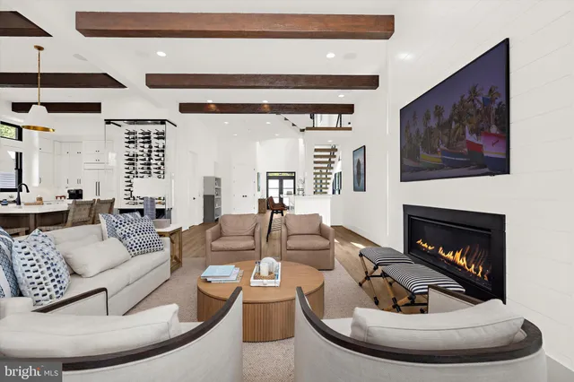 $2,395,000 | 2 Newgate Road, Rockville, MD 20850