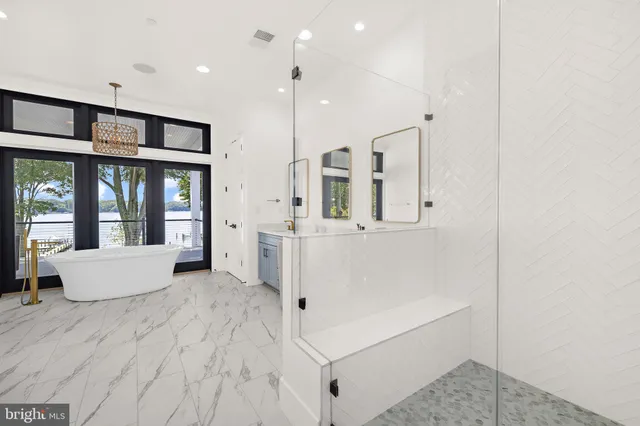 $2,395,000 | 2 Newgate Road, Rockville, MD 20850