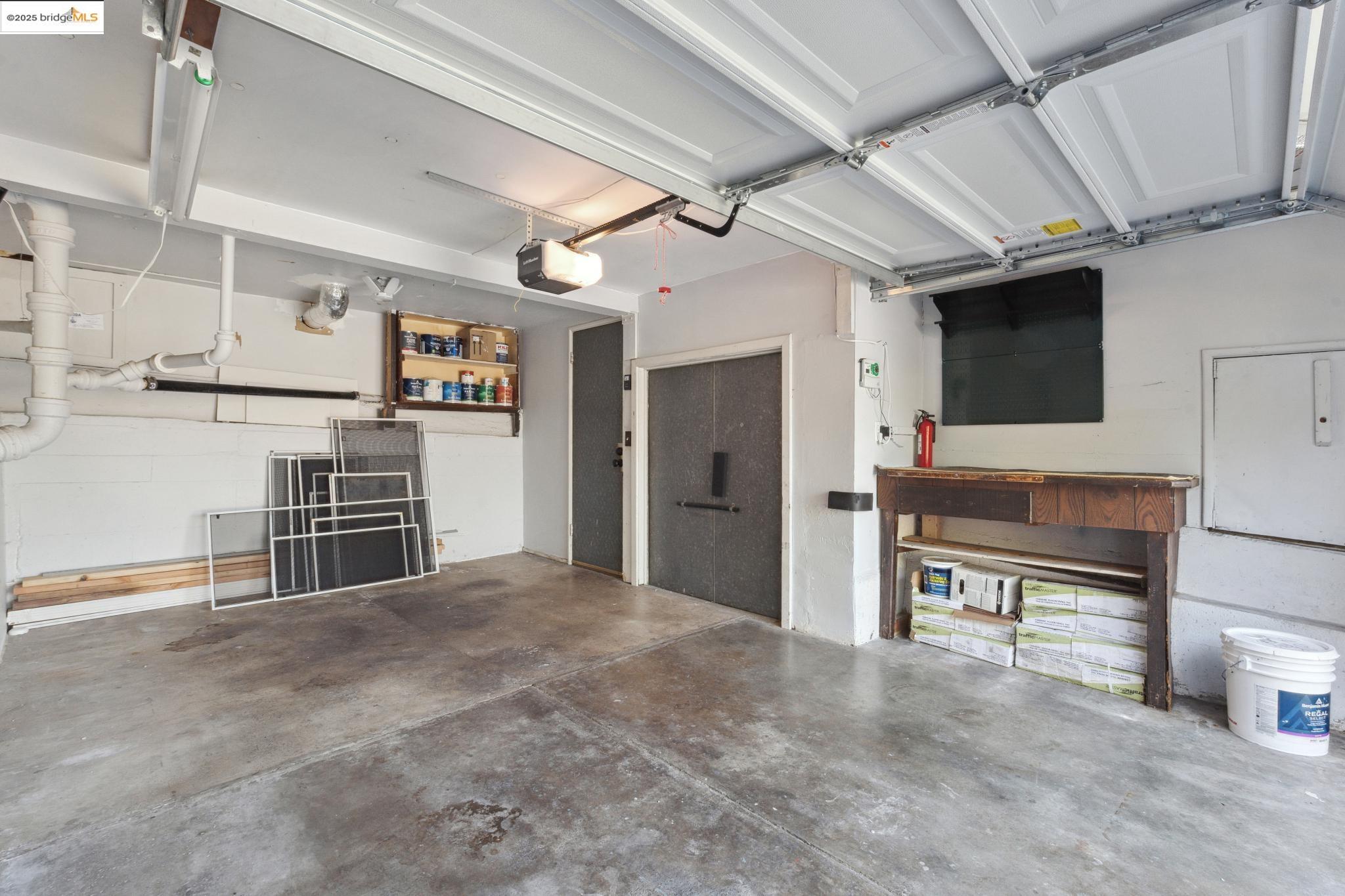 Undisclosed Address Oakland, CA 94619 - Photo 35 of 60