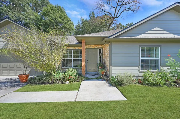 $219,000 | 131 Kellyn Oaks Drive, Conroe, TX 77306