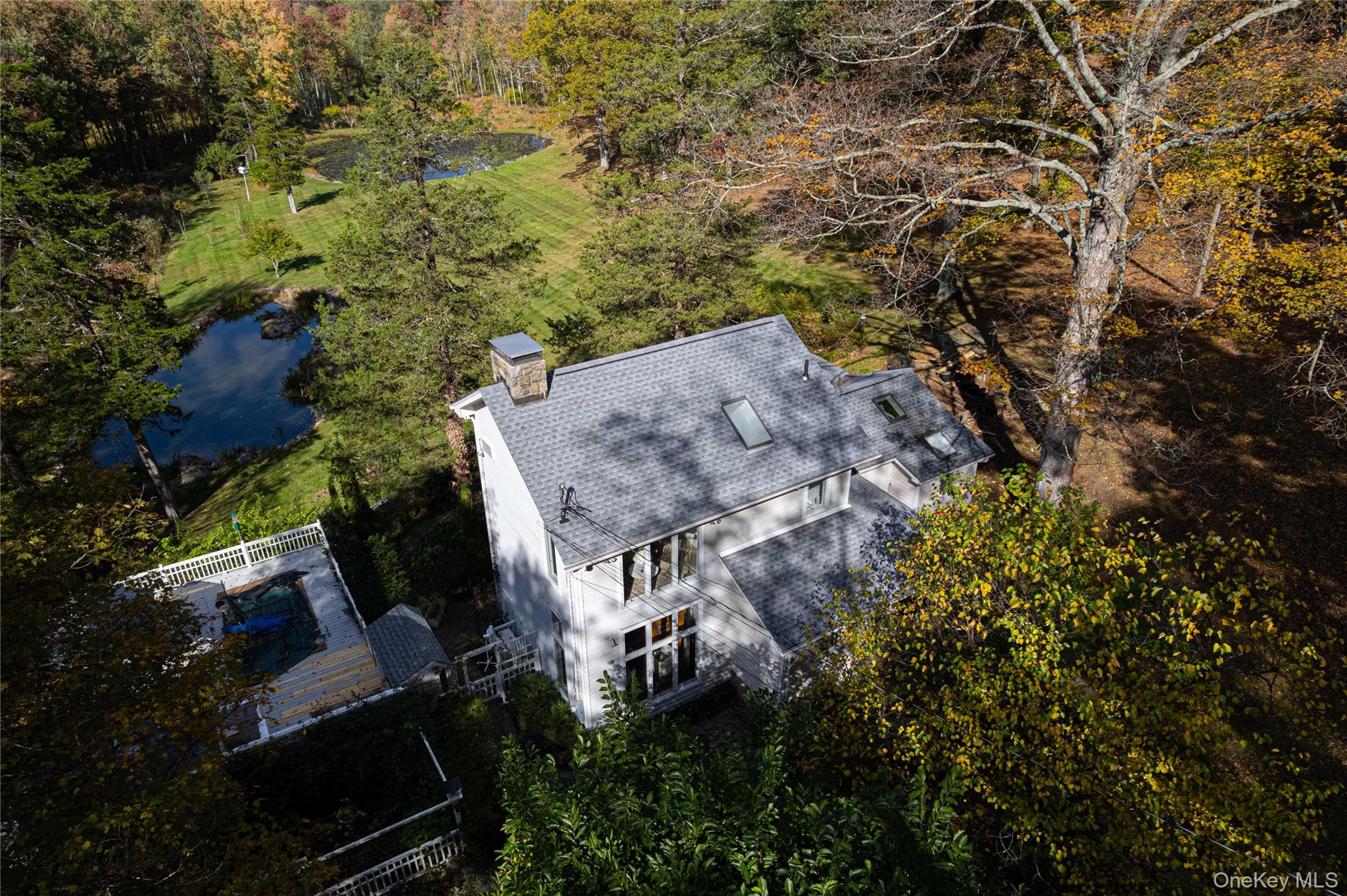 29 West Lake Road Warwick, NY 10990 - Photo 32 of 35 an aerial view of a house with a yard