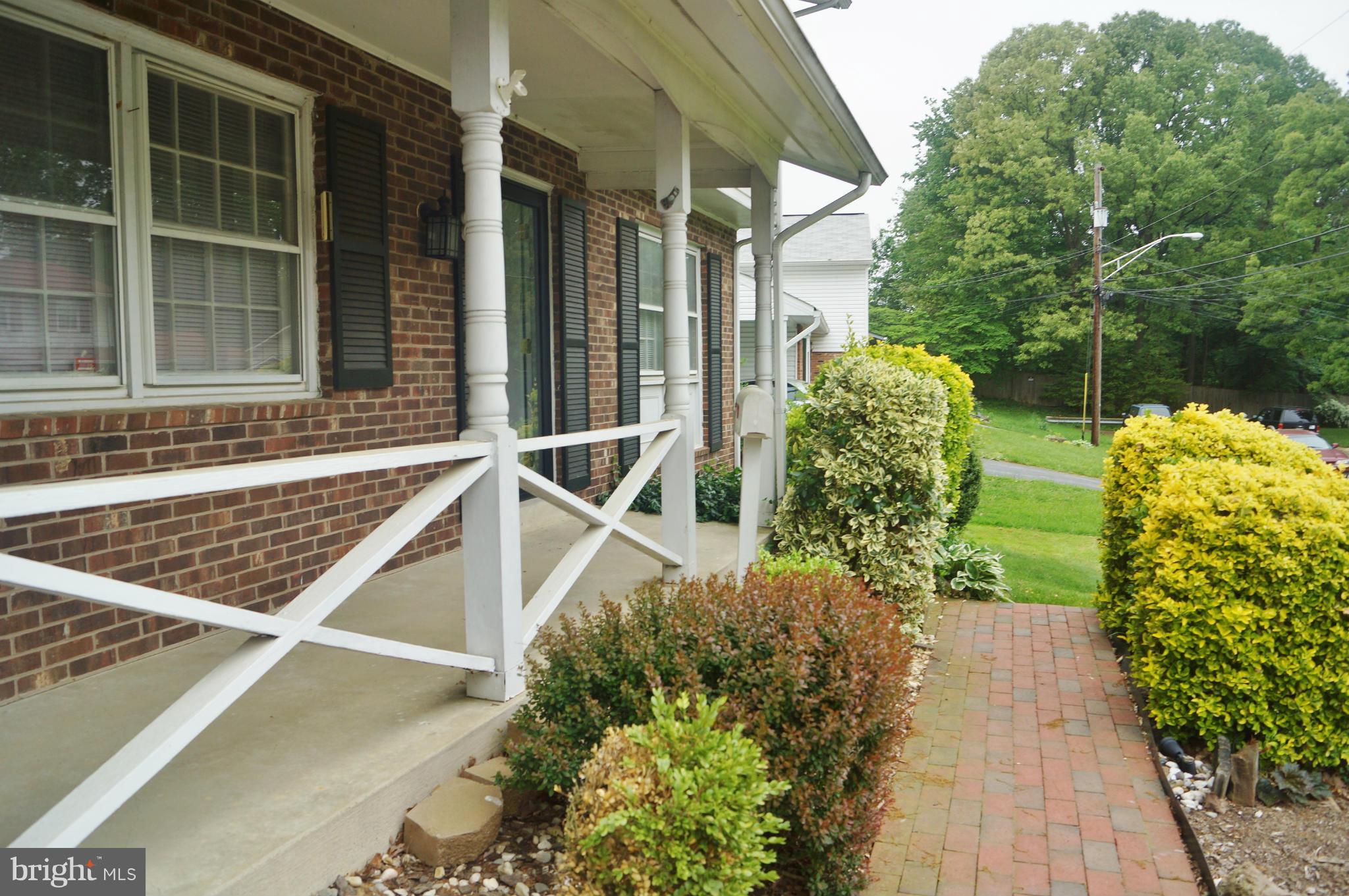8411 Chervil Road Lanham, MD 20706 - Photo 3 of 27 Exterior (Front)