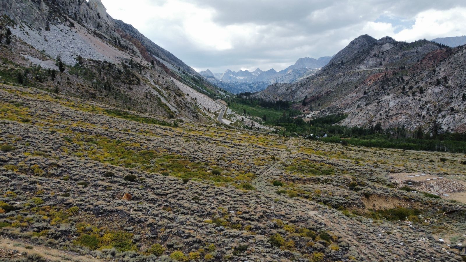 156 Alpine Drive Bishop, CA 93514 - Photo 12 of 17 a view of a house with a yard