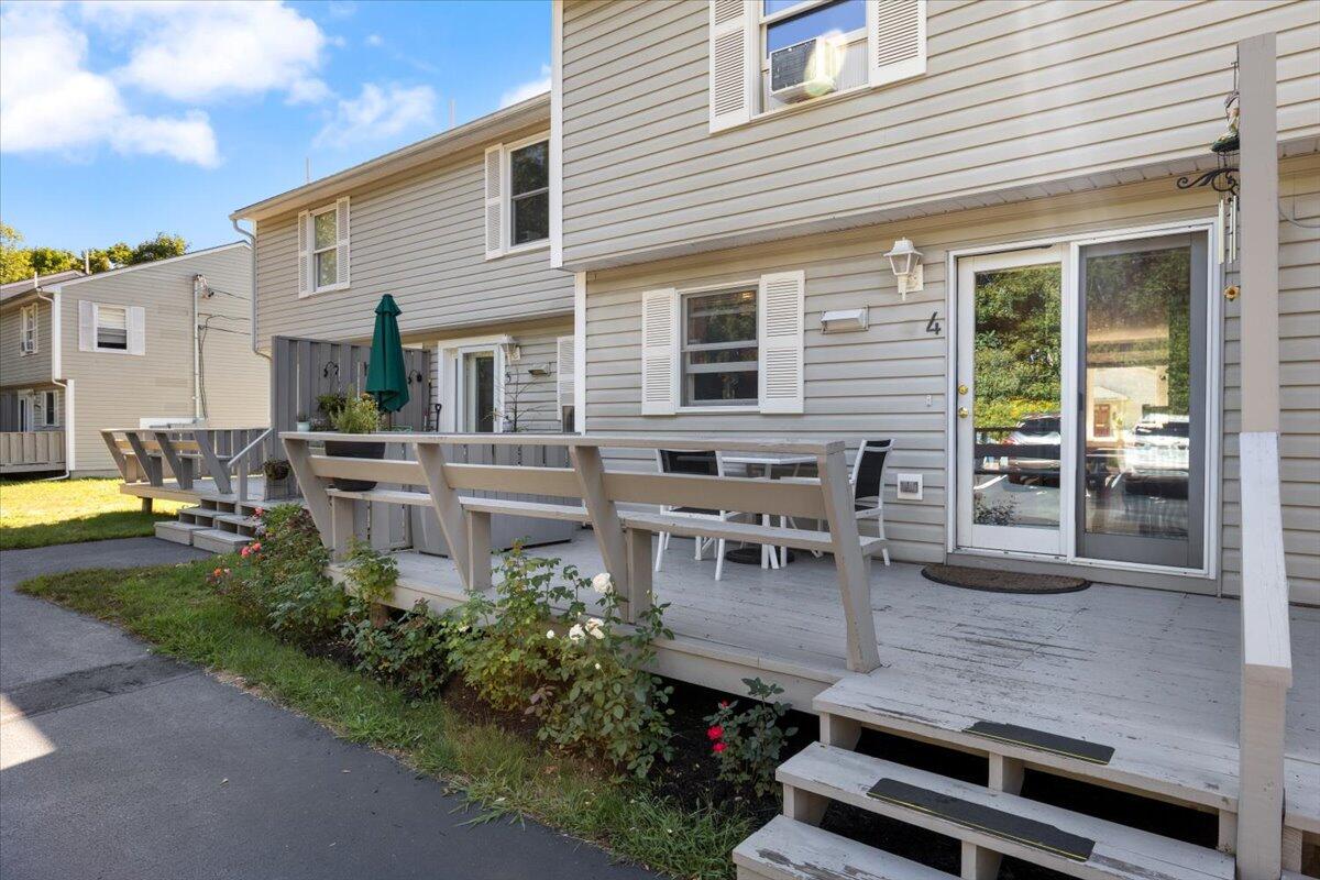 8 Park Street, Unit 4 Saco, ME 04072 - Photo 17 of 18 25-8_Park_St_25