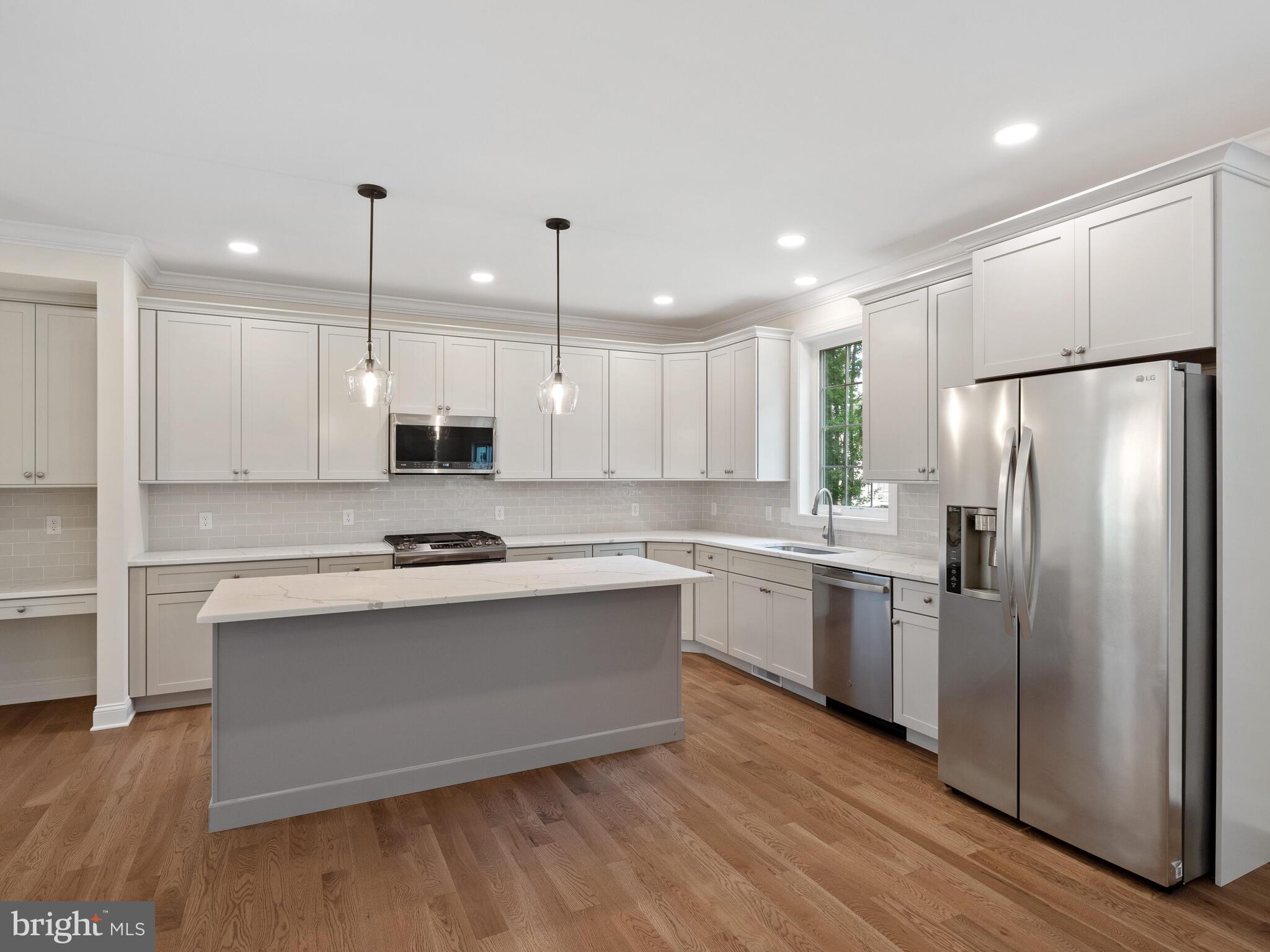 11 Barren Road Media, PA 19063 - Photo 28 of 62 Bright & luxurious gourmet kitchen awaits you!