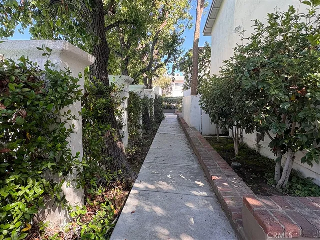 a view of an outdoor space with a yard